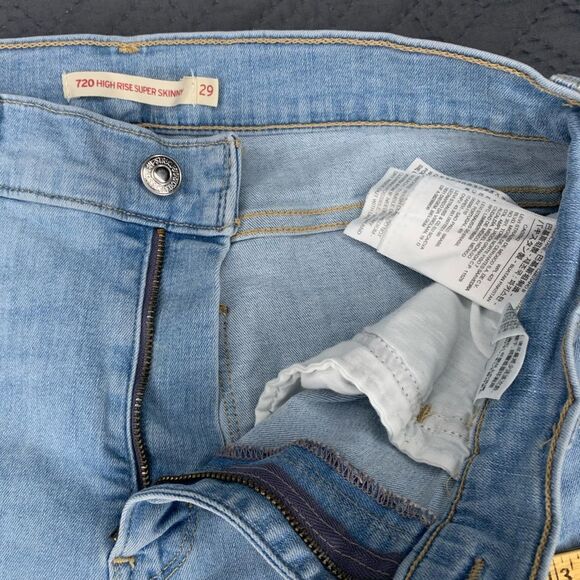 Levi’s 720 Light Blue Women Jeans - Picture 6 of 12